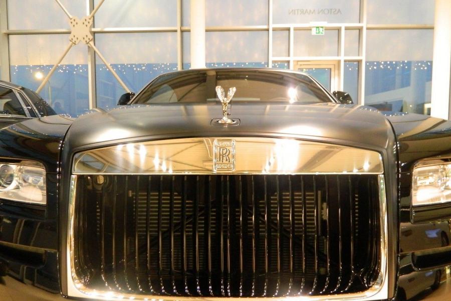  Rolls-Royce Wraith Carbon Fiber 2015 года  (фото 9 из 20)